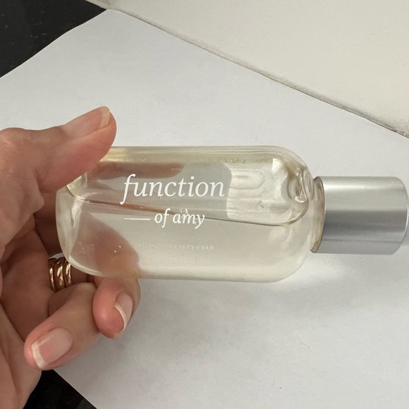 Function of beauty hair serum - Picture 3 of 8